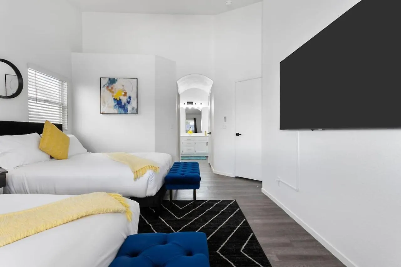 Modern 3Br Quiet Home With Pool ラスベガス