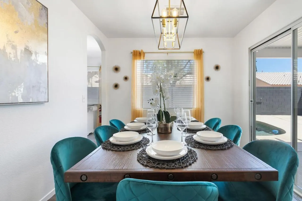 Modern 3Br Quiet Home With Pool ラスベガス